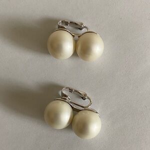 Vintage JUDY LEE Elegant Cream Pearl Earrings large clip on elegant chunky